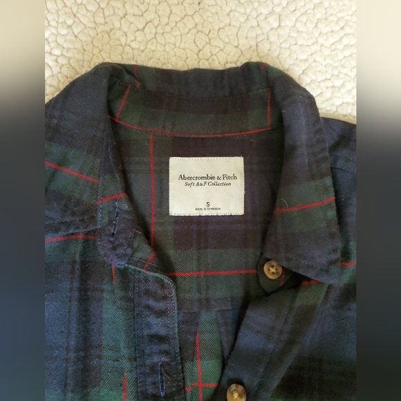 Abercrombie & Fitch soft AF collection plaid button up long sleeve - Picture 4 of 5